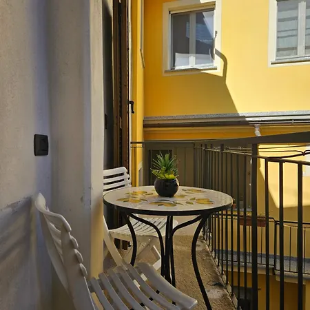 Fiore Rosso Apartamento Stresa