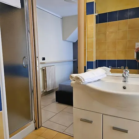 Fiore Rosso Апартаменты Стреза